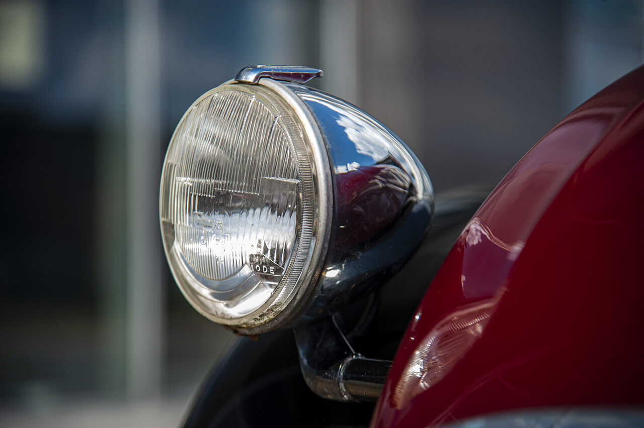 Citroën 2CV - reflektor